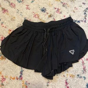 Keiki Kona black shorts medium